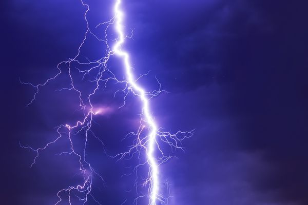 Zabezpieczenie twojego domu - rola i znaczenie stacji transformatorowych
